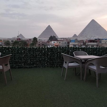 Three Golden Pyramids Bed and Breakfast Caïro Buitenkant foto